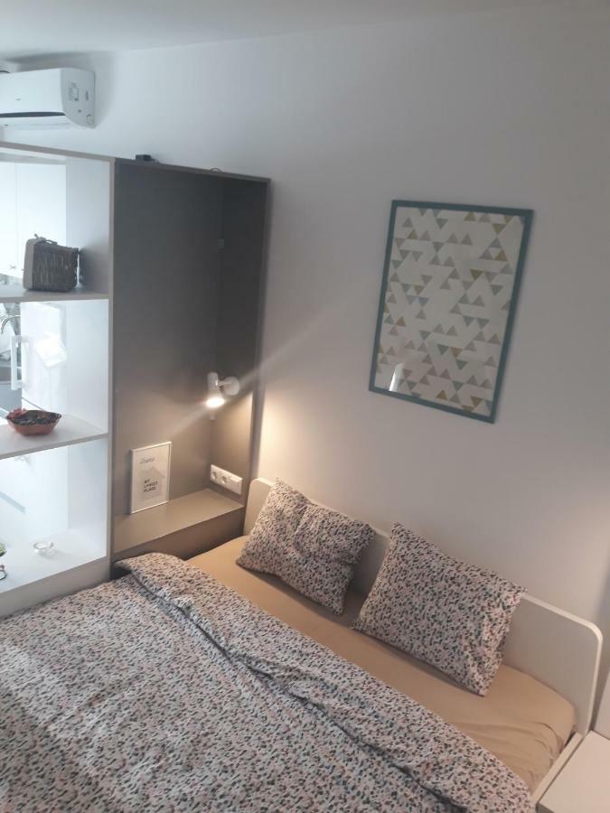 Cozy Central Studio Бухарест Экстерьер фото